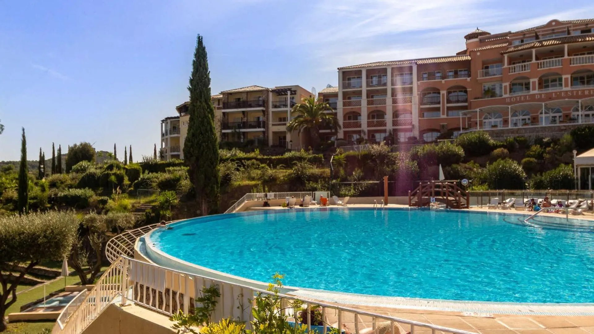 Studio A Saint-Raphael Avec Terrasse Et Piscine - Fr-1-504-609 France