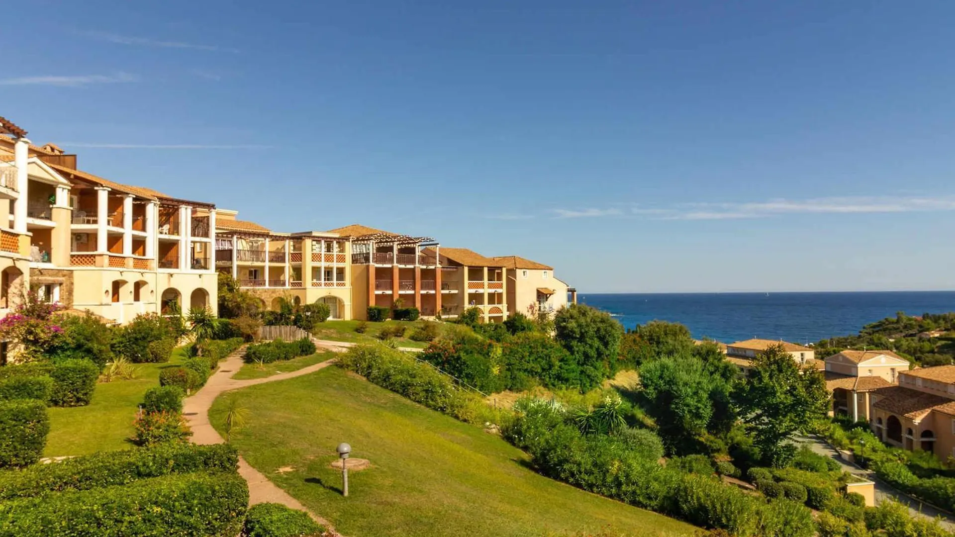 Studio A Saint-Raphael Avec Terrasse Et Piscine - Fr-1-504-609 0*, Saint-Raphael (Var)